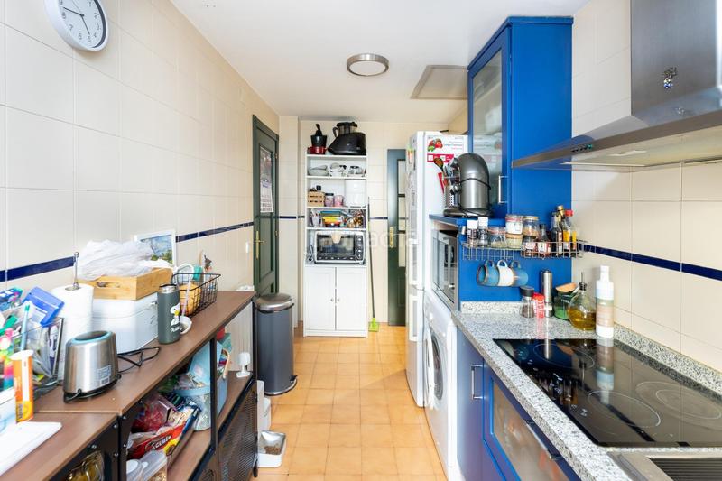 Foto c06a9bd3-d94b-42d8-9b8e-e0be3d23be27. Duplex in calle del pino 67 in Crta. De la Sierra Granada