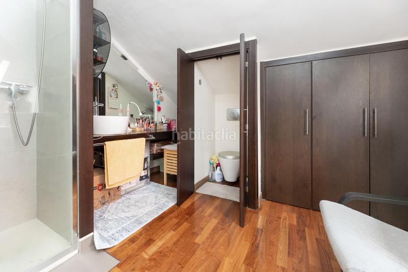 Foto ed6e8a8b-639f-4a2f-95c9-68d0c08416bc. Duplex in calle del pino 67 in Crta. De la Sierra Granada