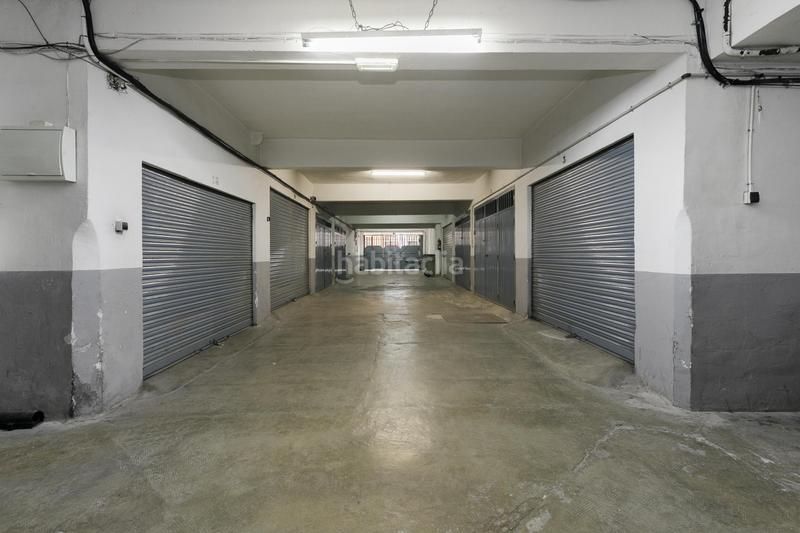 Foto c258d2d2-7e42-4796-8322-192fc07da96d. Aparcament cotxe a plaza san isidro 1 a San Ildefonso Granada