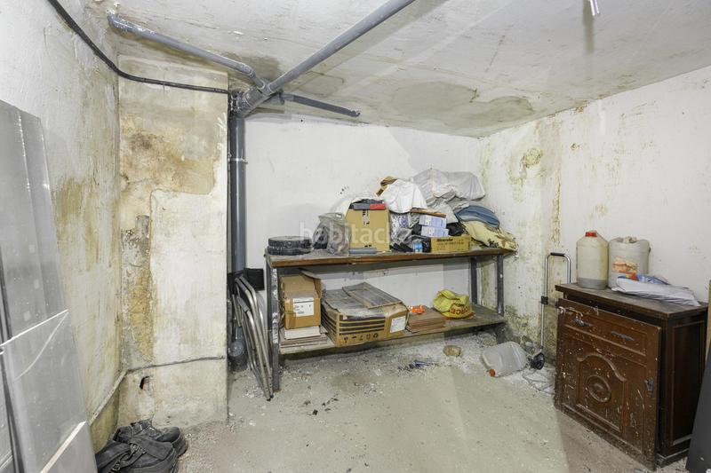 Foto f1d800e3-7e7d-42e3-a1d6-b08c0d8831b5. Aparcament cotxe a plaza san isidro 1 a San Ildefonso Granada