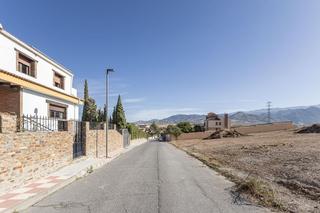 Terreny residencial a Villa de Otura. 2 solares de 780m2 cada uno. precio de cada solar 99.000.