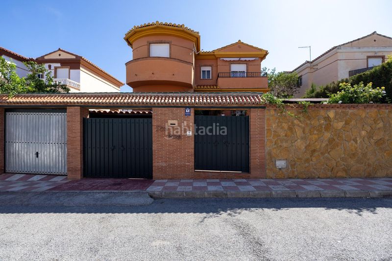 Foto 85c57c4e-5c3a-42ab-9265-ea7e5dce6128. Casa amb aparcament piscina a Cúllar Vega