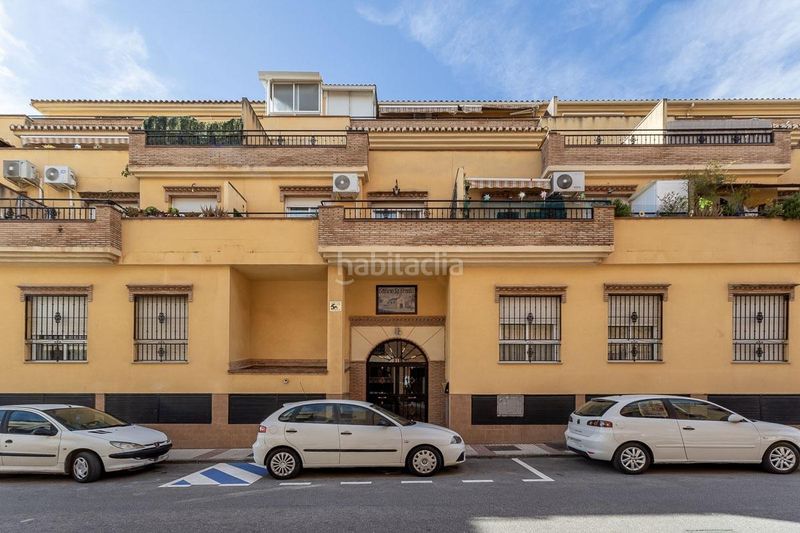 Foto d73ec1df-b1f0-445b-936b-2459cfc41864. Flat in calle alcaparra 11 in Atarfe