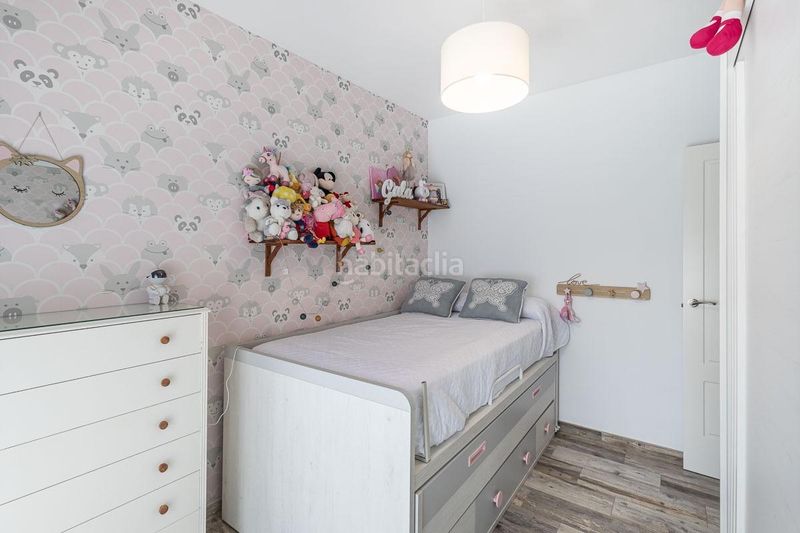 Foto b29f6756-9f75-4158-b3ff-4c87da8b7a85. Casa adossada a calle clara campoamor 2 a Atarfe