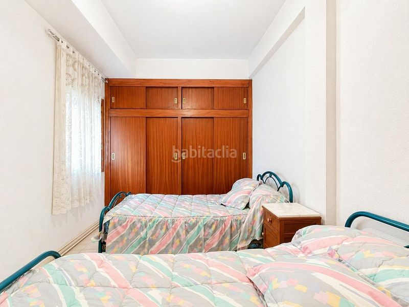 Foto 0f9a4f47-b85b-4a05-bdb6-d4b1ce4ed967. Casa amb calefacció aparcament a Baza