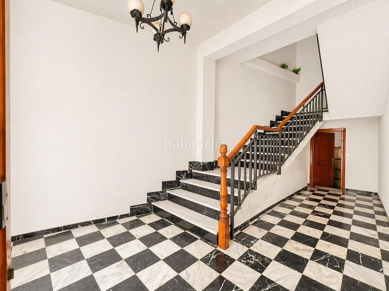 Foto 8543794f-f278-46a6-974f-1b2a5aa603d0. Casa amb calefacció aparcament a Baza