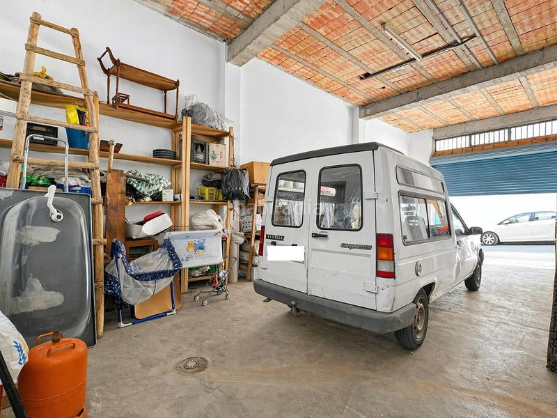 Foto b0e9928b-8645-468d-bace-47d04004a2da. Casa amb calefacció aparcament a Baza