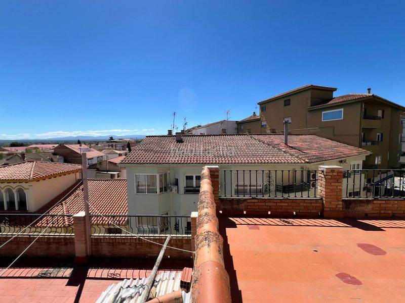 Foto d08b1c99-2836-4976-aed7-6f5999c2f84f. Casa amb calefacció aparcament a Baza