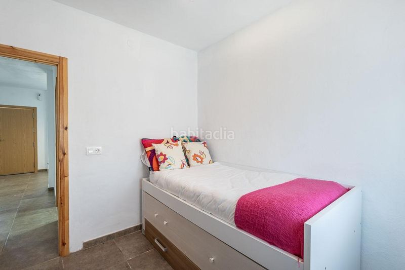 Foto bdd32bdc-c0a9-48b8-aa2d-1c55c9a63ffb. Edifici a moreta 95 a Arenas del Rey