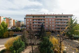 Towny house in Calle doctor lopez font 40. Descubre el lujo que mereces en neptuno