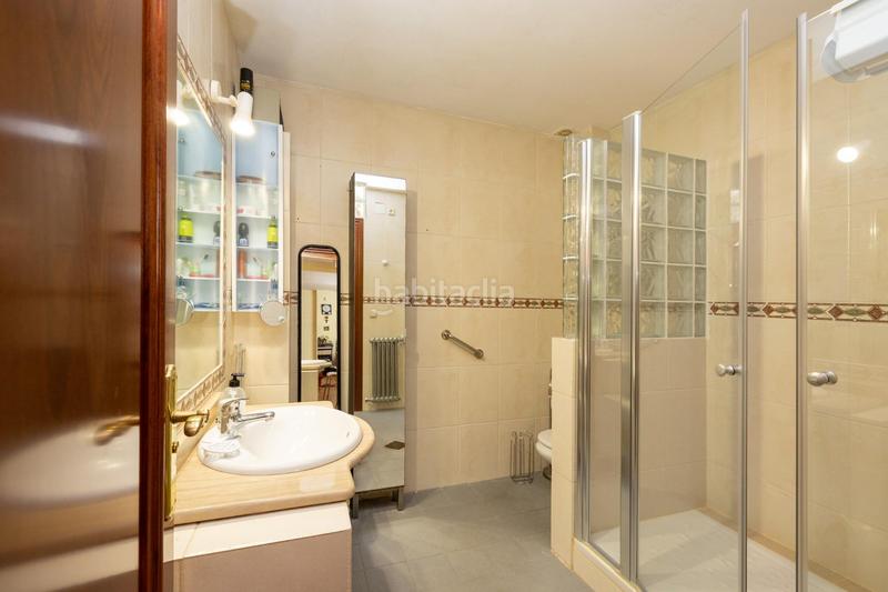 Foto 72d78cb2-da04-4556-9e25-9b66c927e7de. Chalet en calle el tejo 19 en Barrio de la Vega Monachil