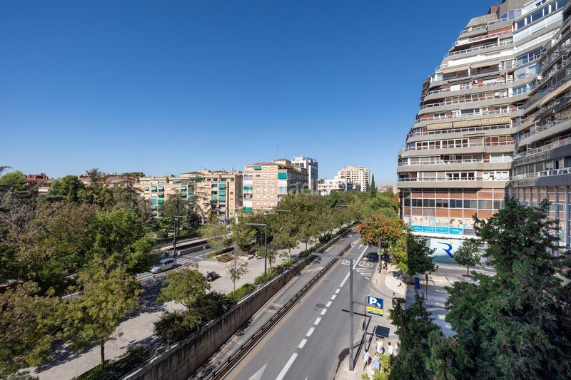 Foto cc26c199-3082-424c-aae3-06486bb8007c. Piso en avenida de la constitucion 18 piso de lujo en avenida constitución en Granada