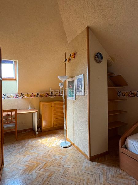 Foto 7f670b17-0484-4b2d-93a8-a0799d0f6e98. Rent duplex with heating parking in Valdeacederas Madrid