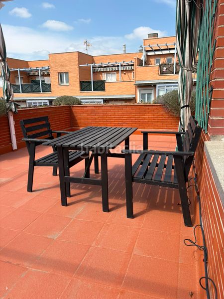 Foto b43f5a7f-31b7-4e7c-915a-f5fe5eaaf789. Rent duplex with heating parking in Valdeacederas Madrid