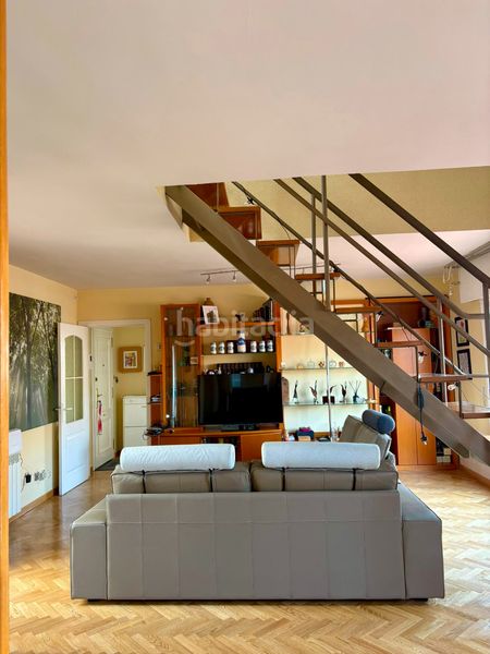 Foto c5a23c48-9657-4a84-ad0f-1bdbdd6a51dc. Rent duplex with heating parking in Valdeacederas Madrid