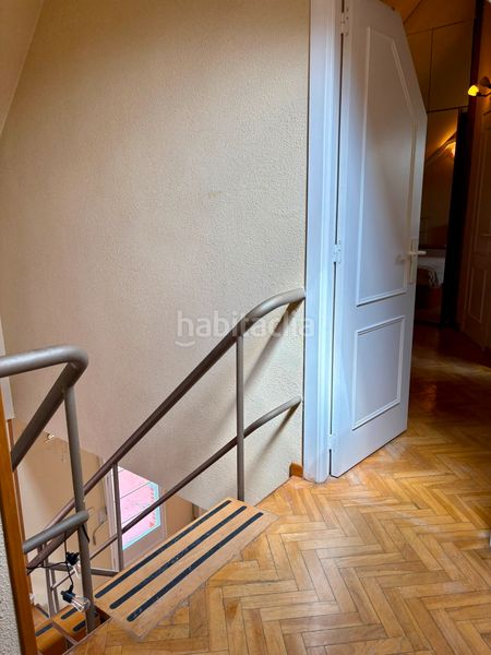 Foto c8c89cba-0289-451b-885a-5dcbbb6c16eb. Rent duplex with heating parking in Valdeacederas Madrid