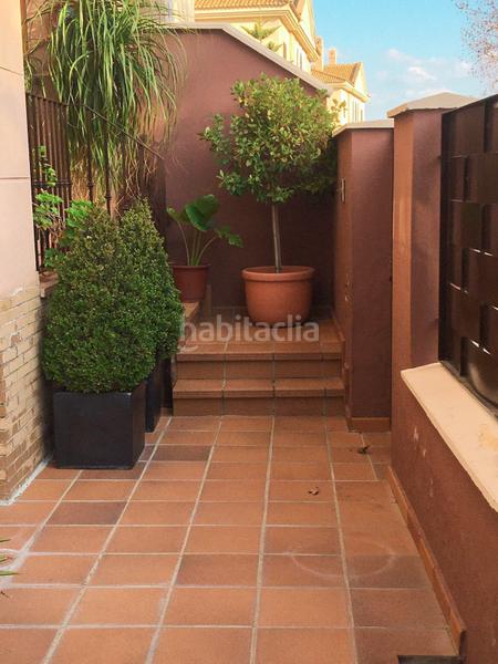 Foto 57a7ceb7-b272-4223-8471-46e79693b880. Casa pareada pareado con piscina en naranjal del castillo en Utrera