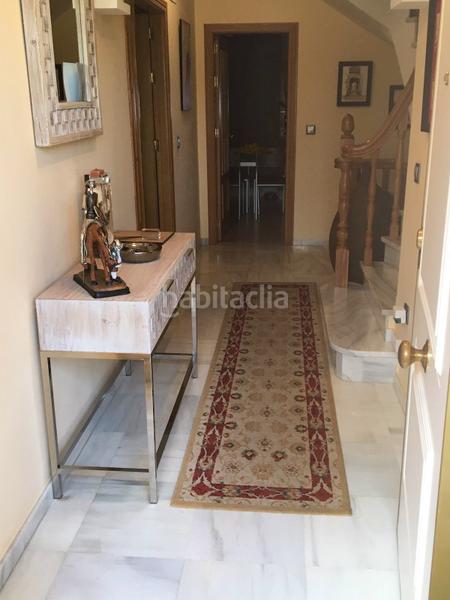 Foto c1509b99-e801-4633-8628-3d6cec452a6d. Casa pareada pareado con piscina en naranjal del castillo en Utrera
