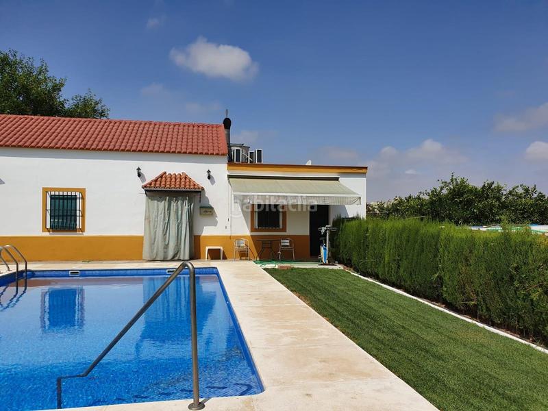 Foto 55e2c61c-21fa-4847-80d2-2f719c822b43. Finca rústica a Centro Utrera