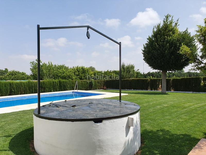 Foto b7d60a5f-dfeb-4c25-8d2f-c79c23ee6c36. Finca rústica a Centro Utrera