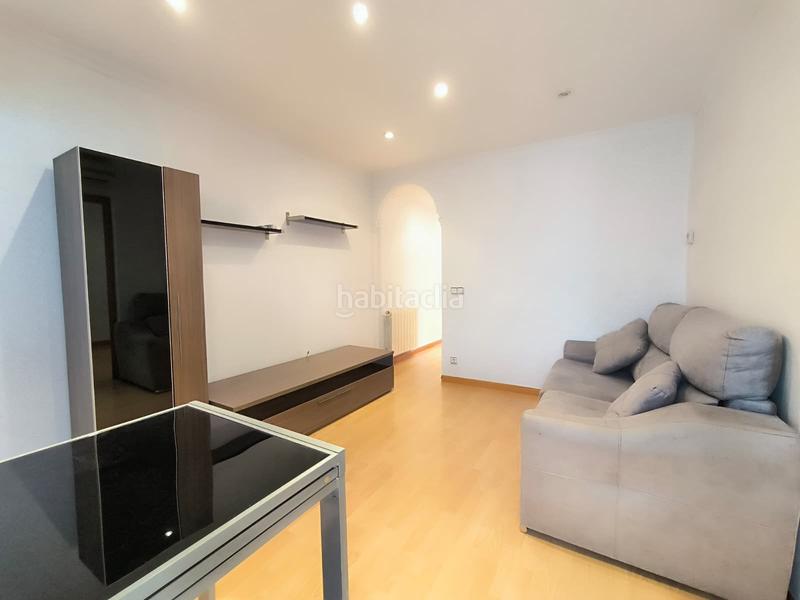 Foto 25853bba-f8c4-4c7c-9c33-d0746a34565a. Attique avec chauffage dans La Gavarra Cornellà de Llobregat