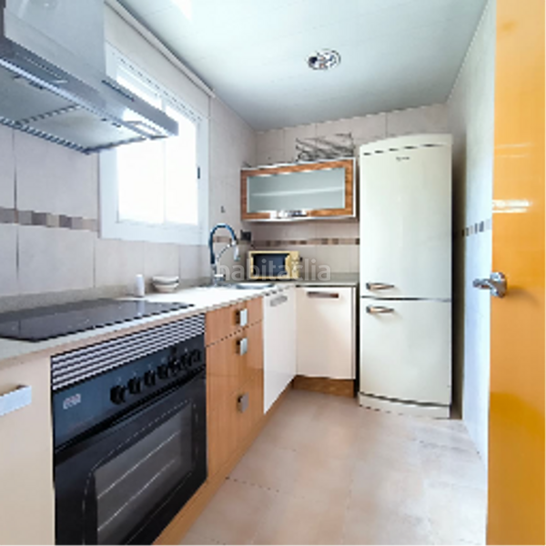 Foto 390c7b89-f0a0-4034-82ad-f6e3e84403d8. Attique avec chauffage dans La Gavarra Cornellà de Llobregat