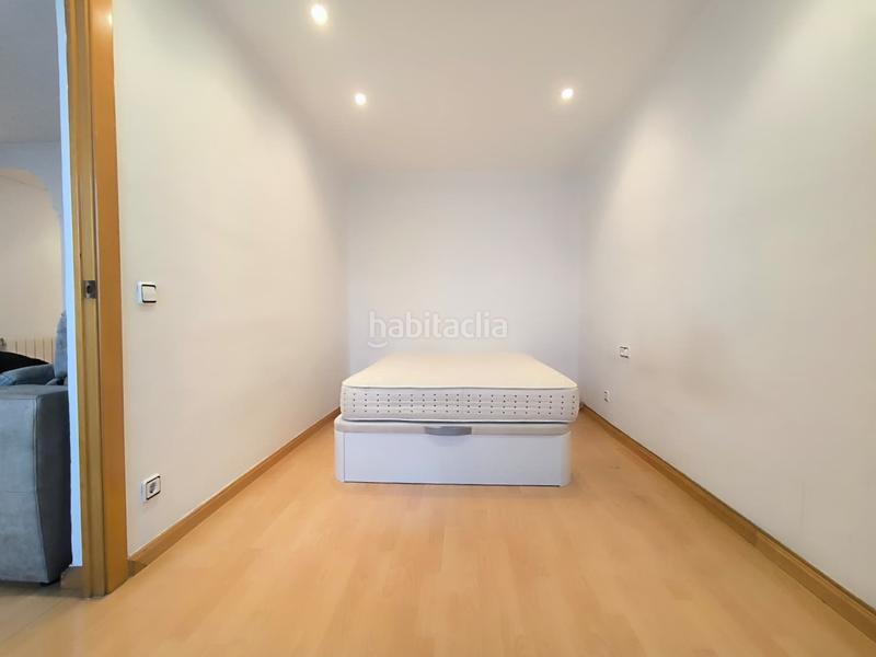 Foto b2fb88a6-fe22-4a6e-9e66-3aaf0c05d67e. Attique avec chauffage dans La Gavarra Cornellà de Llobregat