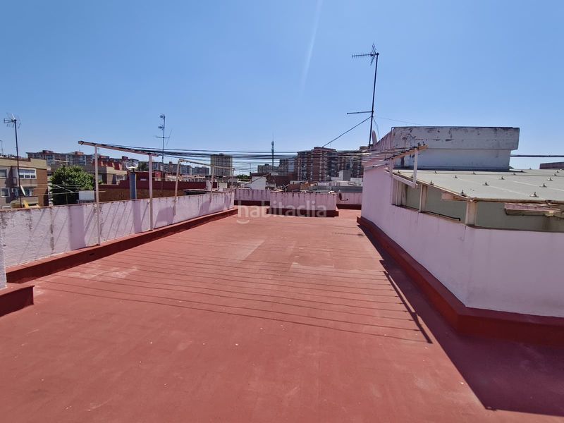 Foto 65344ad6-ea23-4544-828c-dce149dc5cf6. Pis amb calefacció a La Gavarra Cornellà de Llobregat