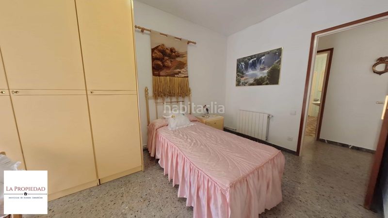 Foto f0d300aa-a510-422d-a6c1-fab2d5615a37. Dúplex amb calefacció aparcament a La Gavarra Cornellà de Llobregat