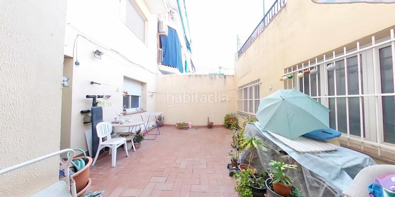 Foto 464437b9-6d1d-45c6-a3b0-4e90e51008a5. Piso precioso piso con terraza en La Plana Esplugues de Llobregat