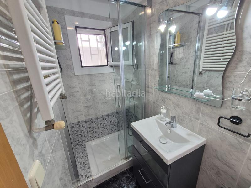 Foto 445c7f78-2e38-4595-875c-7b561fd4214f. Maison jumelée avec chauffage dans El Pedró Cornellà de Llobregat