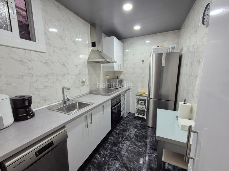 Foto 55242377-4231-4a15-8276-3b2c660102a1. Maison jumelée avec chauffage dans El Pedró Cornellà de Llobregat