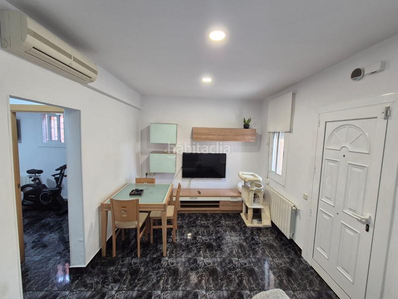 Foto 636d5102-6207-465c-8804-abab9f7e7635. Maison jumelée avec chauffage dans El Pedró Cornellà de Llobregat