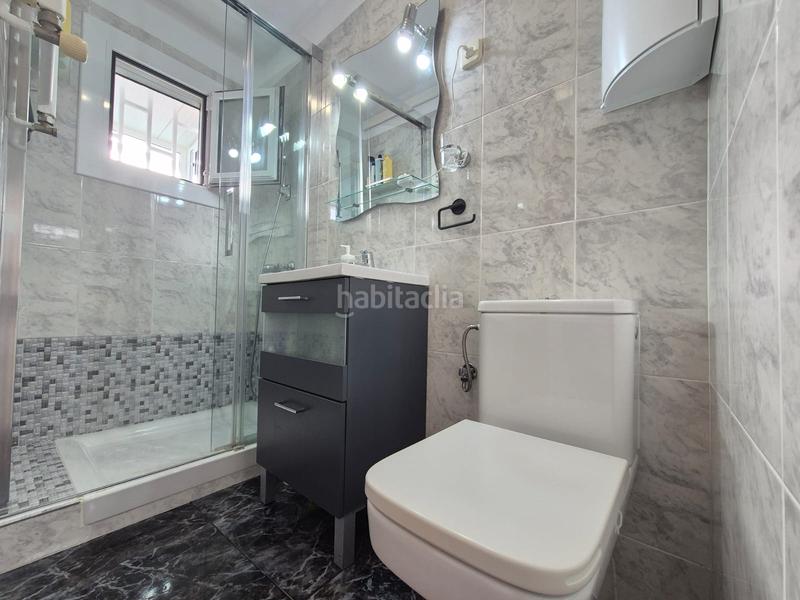 Foto 9f349c7d-0106-464e-ada0-b17c8a8f9a10. Maison jumelée avec chauffage dans El Pedró Cornellà de Llobregat