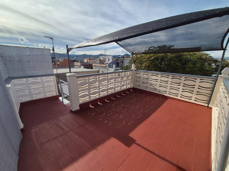 Foto dc377235-ab34-4c94-8088-edd3dfc125fe. Maison jumelée avec chauffage dans El Pedró Cornellà de Llobregat