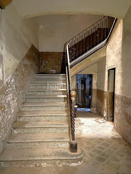 Foto 00b6334c-ad7a-4d3c-ad51-1f61db30eb27. Edificio precioso edificio en el centro en Valls