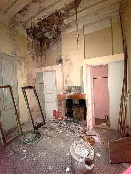 Foto 3fb7c9d4-4ad9-48b3-9eea-22b7ea0c98a3. Edificio precioso edificio en el centro en Valls