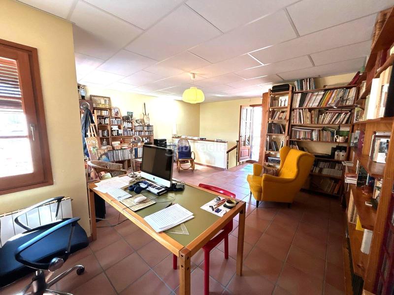 Foto 1078f9d6-3ebb-425c-bf59-f8f26c3182cd. Casa amb calefacció a Centre Arenys de Mar