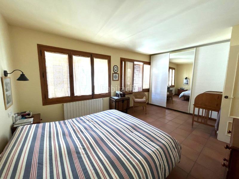 Foto 25b36ca2-f572-4423-bd07-9f2357b9ac72. Casa amb calefacció a Centre Arenys de Mar