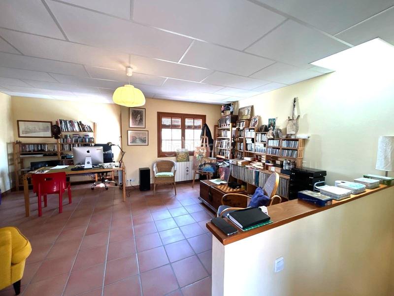 Foto ad072146-bb53-4c3a-868e-379eb13569d3. Casa amb calefacció a Centre Arenys de Mar