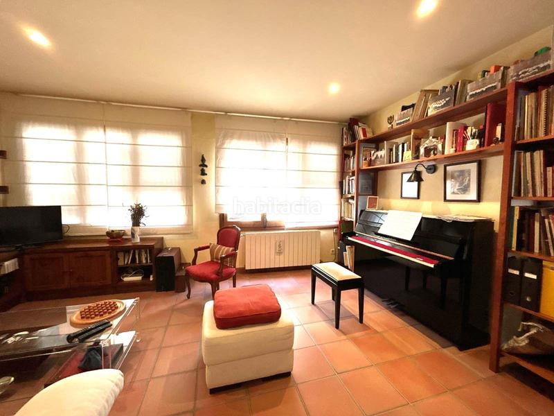 Foto f722cf0f-ddd0-4f06-8231-5b15f269013e. Casa amb calefacció a Centre Arenys de Mar