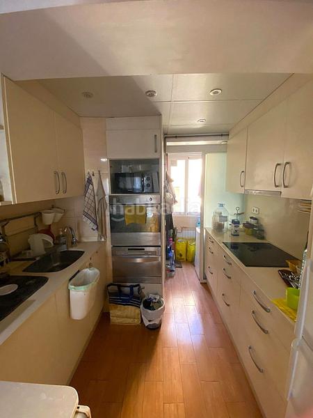 Foto 429b65ba-246a-4df3-b32c-d28b3cac2ae6. Pis amb calefacció a Raval Barcelona