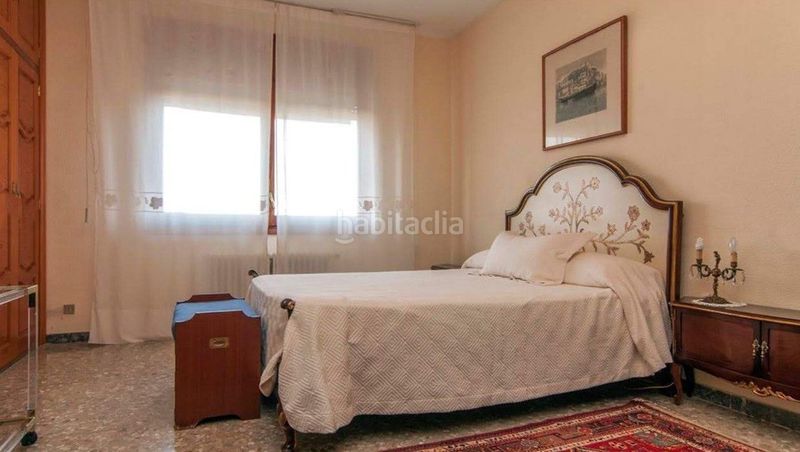 Foto d7c8b60b-ba1f-4452-b86a-02a1656668e8. Casa amb calefacció aparcament piscina a Montmar Castelldefels
