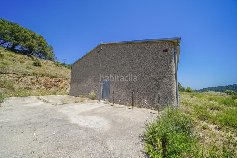 Foto 0a1af408-5d42-47b4-ae86-1ff623c4a482. Chalet magnífica finca con chalet y nave en Riudecols