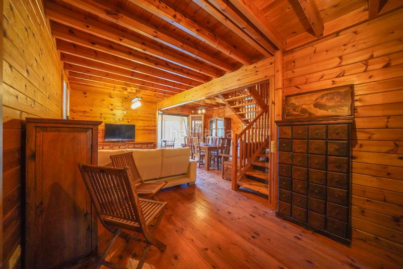 Foto c1449e9c-78c8-4690-a3e1-ed56270468f3. Chalet magnífica finca con chalet y nave en Riudecols