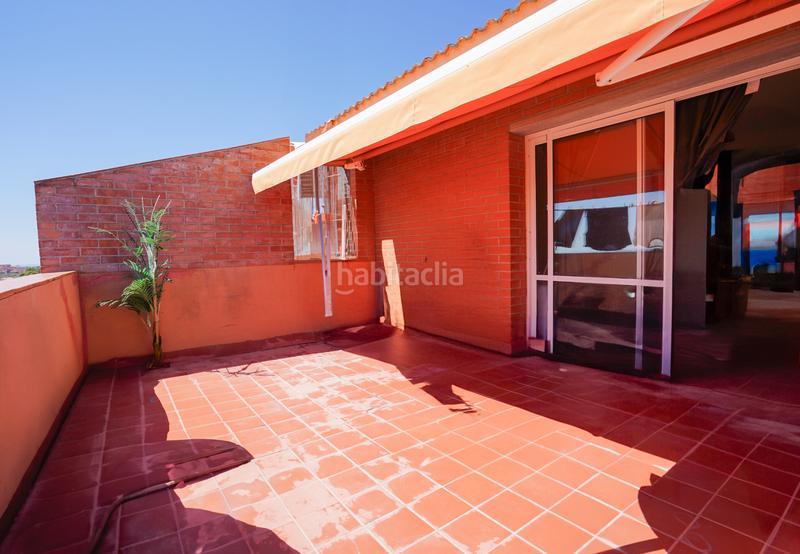 Foto 9b0c81c5-9190-43f3-bd79-a4179e45662c. A tre livelli in carrer de maria montessori 1 in Llevant Reus