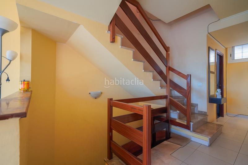 Foto b8053d08-6cd2-42a9-874c-f302fd240059. A tre livelli in carrer de maria montessori 1 in Llevant Reus