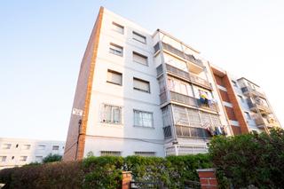 Piso en Carrer amposta 8. Piso con potencial en torreforta