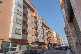 Piso  Carrer de peníscola 19. Piso en reus