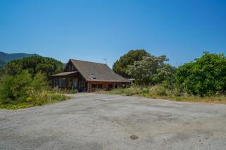 Chalet  Vial camino. Finca con casa de madera, nave y piscina